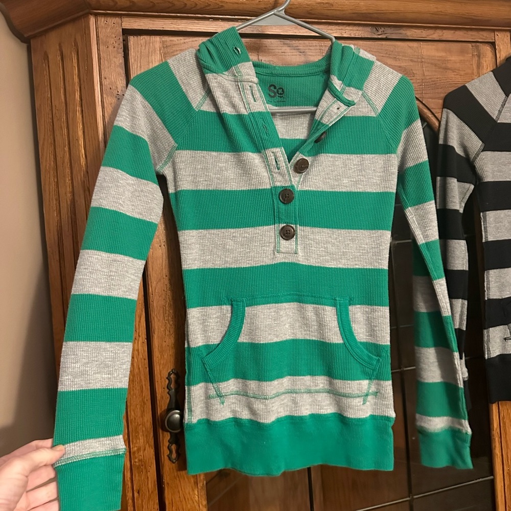 Small Hooded Top. MUST BE BUNDLED